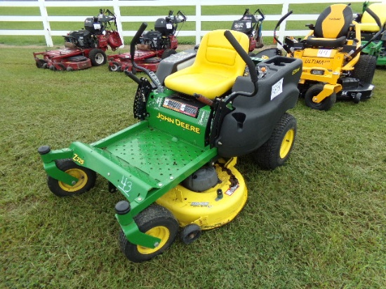 John Deere Z225 Zero-turn Mower, s/n M0Z225A045912: 42", Briggs & Stratton