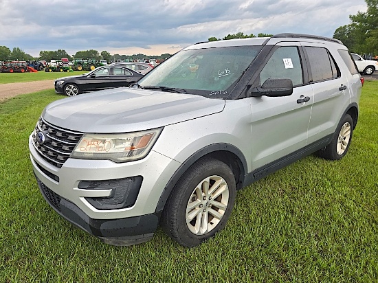 2016 Ford Explorer 4WD, s/n 1FM5K8B82GGA35931: 4-door, 3.5L Gas Eng., Auto,