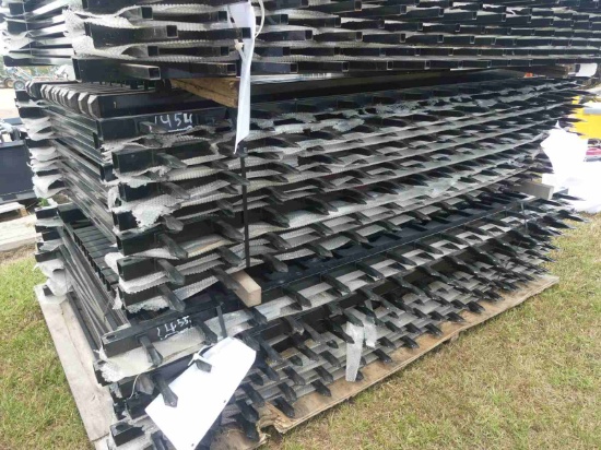 Lot of Continuous Fencing w/ Posts