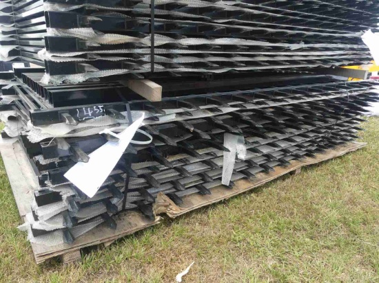 Lot of Continuous Fencing w/ Posts