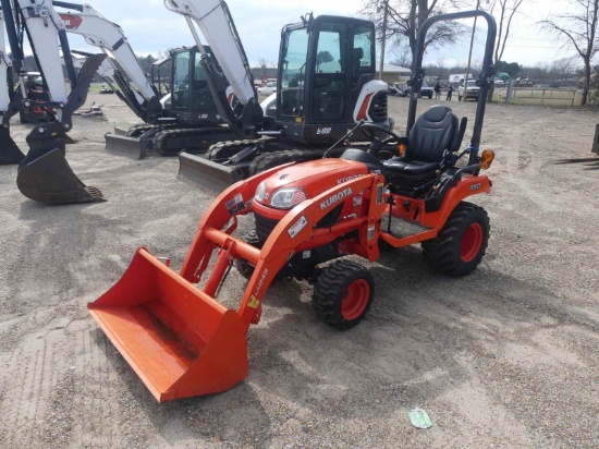 Kubota BX2370 MFWD Tractor, s/n 29317: Rollbar, Kubota LA243 Loader w/ Bkt.