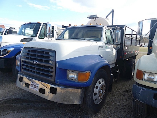 1995 Ford Flatbed Truck, s/n 1FDWF80CXSVA18105 (Inoperable): S/A, 6-sp., Wa