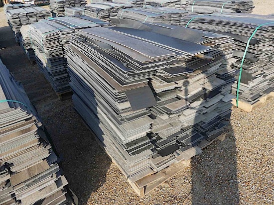 Pallet of Miscellaneous Tongue and Groove Vinyl Flooring