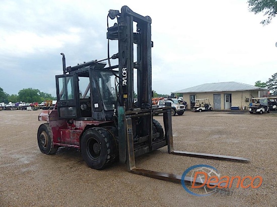 Taylor THD300S Forklift, s/n ST3-29429: Encl. Cab, Cummins Diesel Eng., Sid