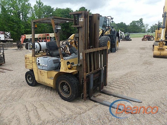 Cat GP30 Forklift, s/n 7AM01037: LP Gas, 3-stage Mast, 6315 hrs