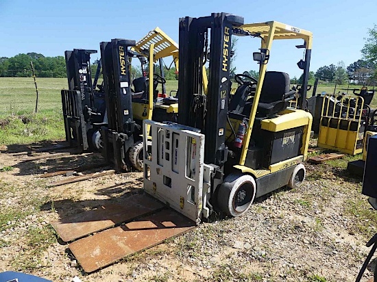 Hyster E60XM-33 Forklift, s/n F108V17302W (Warehouse Storm Damaged): 3-stag