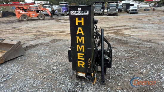 Danuser Hammer SM40, s/n 8638, post driver, w/ grapple and tilt