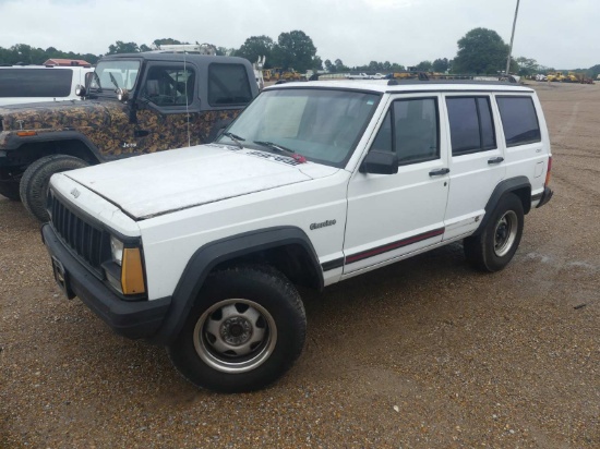 1994 Jeep Cherokee 4WD, s/n 1J4FJ28S4RL150675: 4.0L Gas Eng., Auto, Key Stu