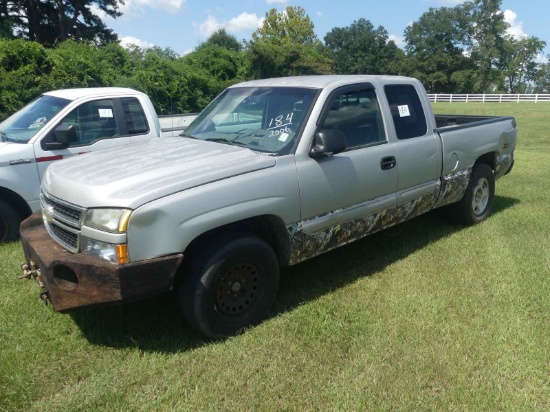2006 Chevy Silverado 1500 Z71 4WD Pickup, s/n 2GCEK19VX61116940: Ext. Cab,