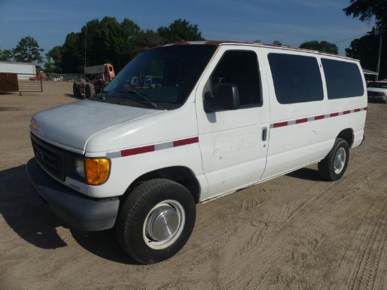 2005 Ford E350 Transport Van, s/n 1FBNE31S05HB29863: 6.8L Gas Eng., Auto, 2