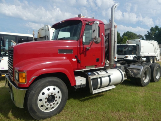 2013 Mack CHU613 Truck Tractor, s/n 1M1AN07Y0DM015047: T/A, Day Cab, Mack M