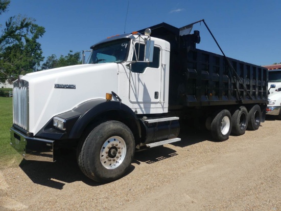 2009 Kenworth T800 Tri-axle Dump Truck, s/n 1NKDL40XX9J253605: Cummins ISX
