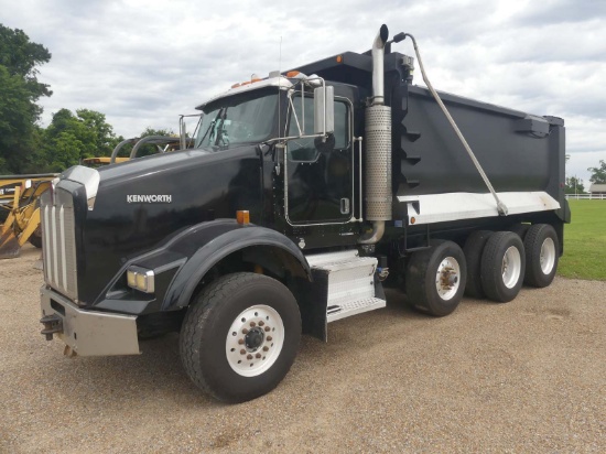 2007 Kenworth T800 Tri-axle Dump Truck, s/n 1NKDXBTX37J177405: Cat C15 Eng.