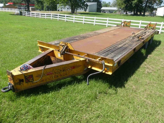 1995 CZ Tag Trailer, s/n 4CZTK3020S117H257: T/A, Spring Ride, Manual Ramps,