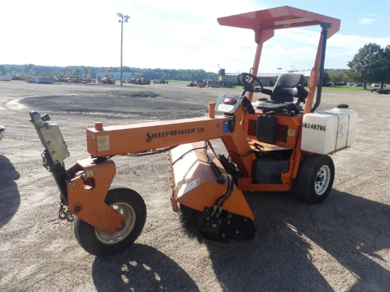 Lay-Mor Sweepmaster SM300 Sweeper, s/n 34924: 3-WHEEL, Canopy, 596 hrs