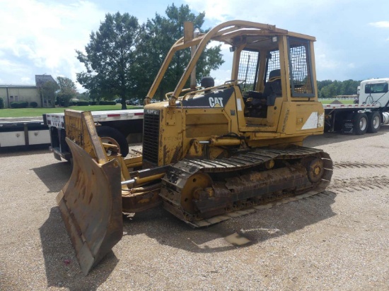 2004 Cat D5G Dozer, s/n WGB01204: Canopy, Sweeps, 6-way Blade, 4624 hrs