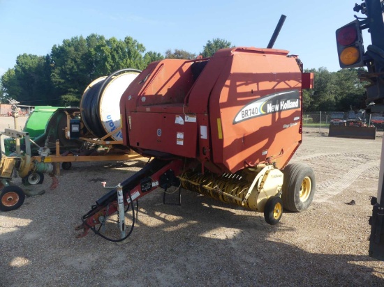 New Holland BR740 Round Baler, s/n 44285: Twine Tie, 540 PTO, Bale Ramp, No
