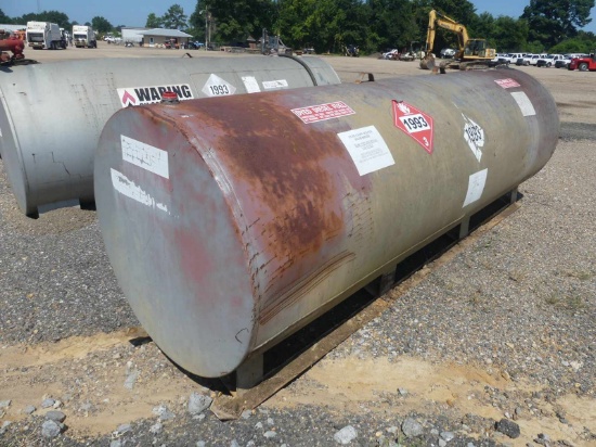 1000-gallon Fuel Tank: Skid-mounted