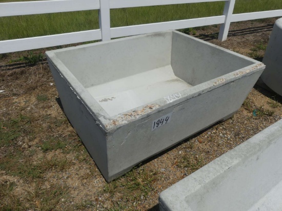 150-gallon Deep Water Trough