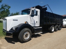 2009 Kenworth T800 Tri-axle Dump Truck, s/n 1NKDL40XX9J253605: Cummins ISX