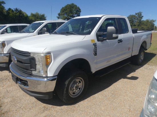 2017 Ford F250 4WD Pickup, s/n 1FT7X2B66HEE48541: Ext. Cab 4-door, 6.2L Gas
