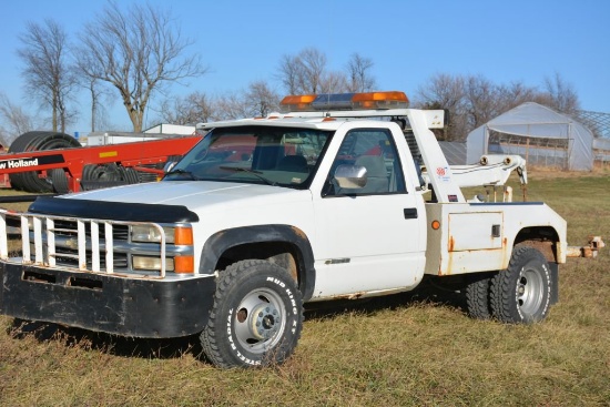 1995 Chevrolet K3500 Tow Truck, 4 Wheel Drive, 454 Engine, 5 Spd, 175,200 M