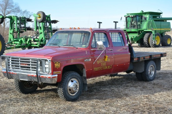 1986 Gmc 1 Ton Truck; Sierra Classic; 3+3 Crewcab; Gas 454 Engine; Automati