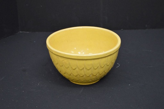 Yellow Feathered Pattern Crock Bowl