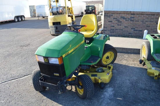 John Deere 425 Riding Mower, 54" Deck W/ 4 Wheel Stearing, 507 Hrs