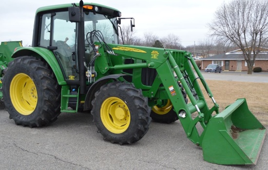 2010 - 6430 John Deere Mfwd - Left Hand Reverser W/ 2011 - 673 Loader W/ 40