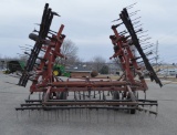 24' 4800 International Field Cultivator