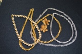 5-spring Type Necklaces, 1 Pair Of Clip Earrings