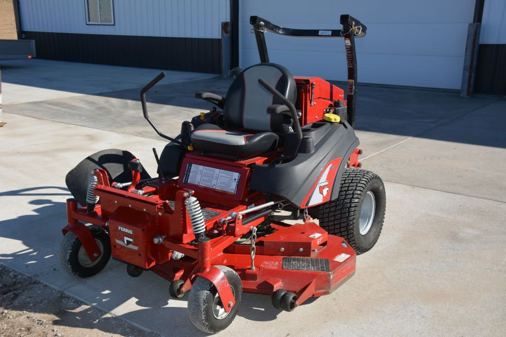 2016 Ferris Is2500z Lawn Mower, 61” Deck, Zero Proxibid - Main Image
