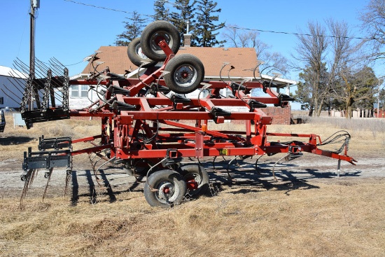 1999 Case Ih 5800/4300 Field Cultivator, 23.5 Ft., Good Shovels (80%) And R