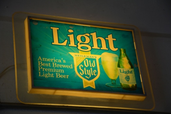 Light Old Style American Best Brewed Premium Light Beer Lighted Sign