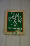 “the Un-cola” 7-up Plastic Wall Clock, Battery Operated