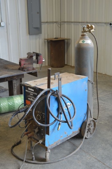 Millermatic 200 DC Arc Welder & Wire Control Feeder System on Cart