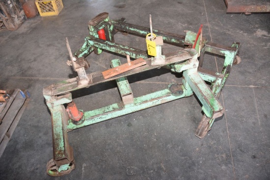 Tractor Splitting Stand On Rollers