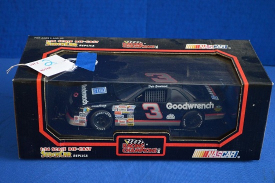 Nascar 1/24th Scale - Goodwrench #3 Dale Earnhardt Die Cast Car