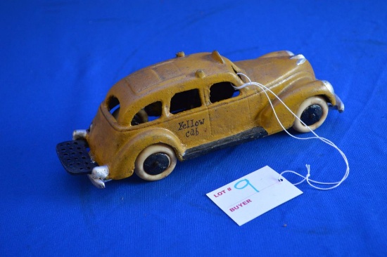 Cast Iron Yellow Cab W/ Rubber Tires