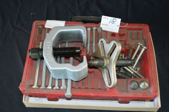 Snap-on Steering Wheel Puller Set