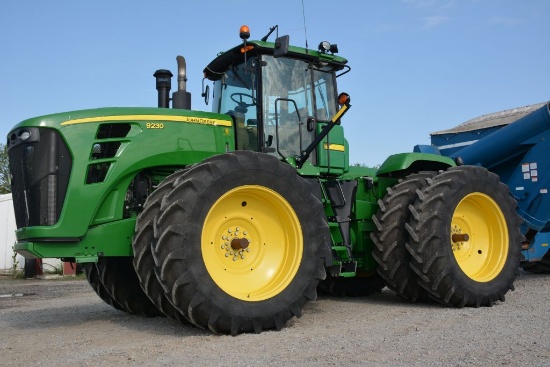 2011 JD 9230 Tractor, fully loaded, 18/6 Powershift trans., 3 pt./PTO, larg