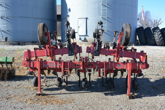 Case Ih 8-row, 30” , # 183, Flat Fold Cultivator, Rolling Fenders, Orig. Shovels