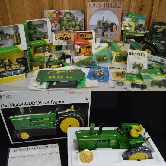 Farm Toy Tractor & Collector Auction