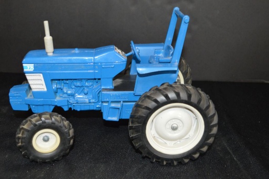 Ford 7710 Tractor w/ ROPS MWFD