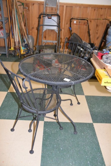 Iron Outdoor Table and 2 Chairs