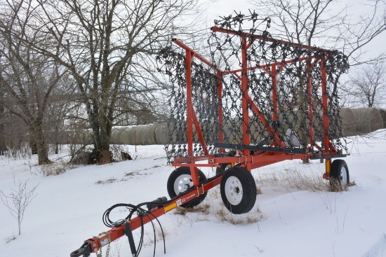 2017 Delta 28 ft Hydraulic Fold Pasture Harrow - Like NEW