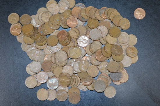 205 - 1950's Lincoln Wheat Pennies - Primarily "D" Mint Mark