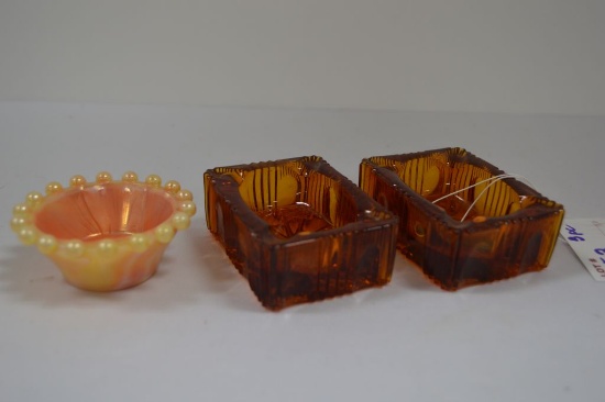 2 Amber Mini Ash Trays 3" x 2", 1 Small Orange Carnival Trinket