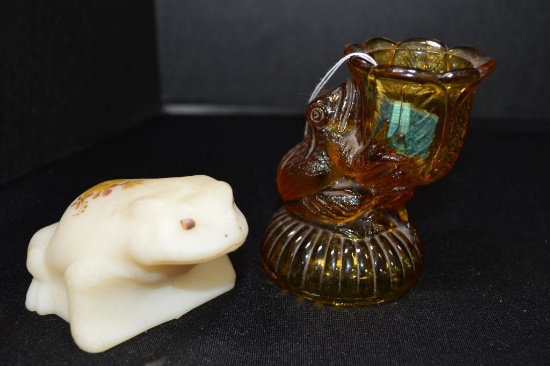 Amber Frog Toothpick, Custard Handprinted and Signed Frog